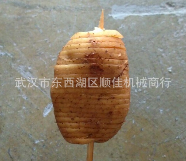 商用龍卷風(fēng)土豆機(jī)油炸鍋 手動(dòng)土豆塔機(jī)半自動(dòng)螺旋旋風(fēng)薯塔機(jī)