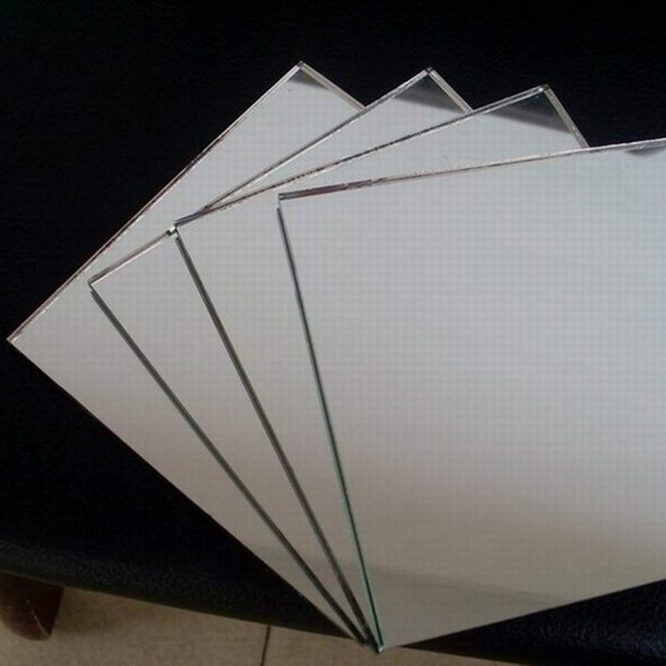 坤豪玻璃廠生產(chǎn)異性鏡子梳妝臺(tái)玻璃鏡酒店工程玻璃加工質(zhì)量穩(wěn)定