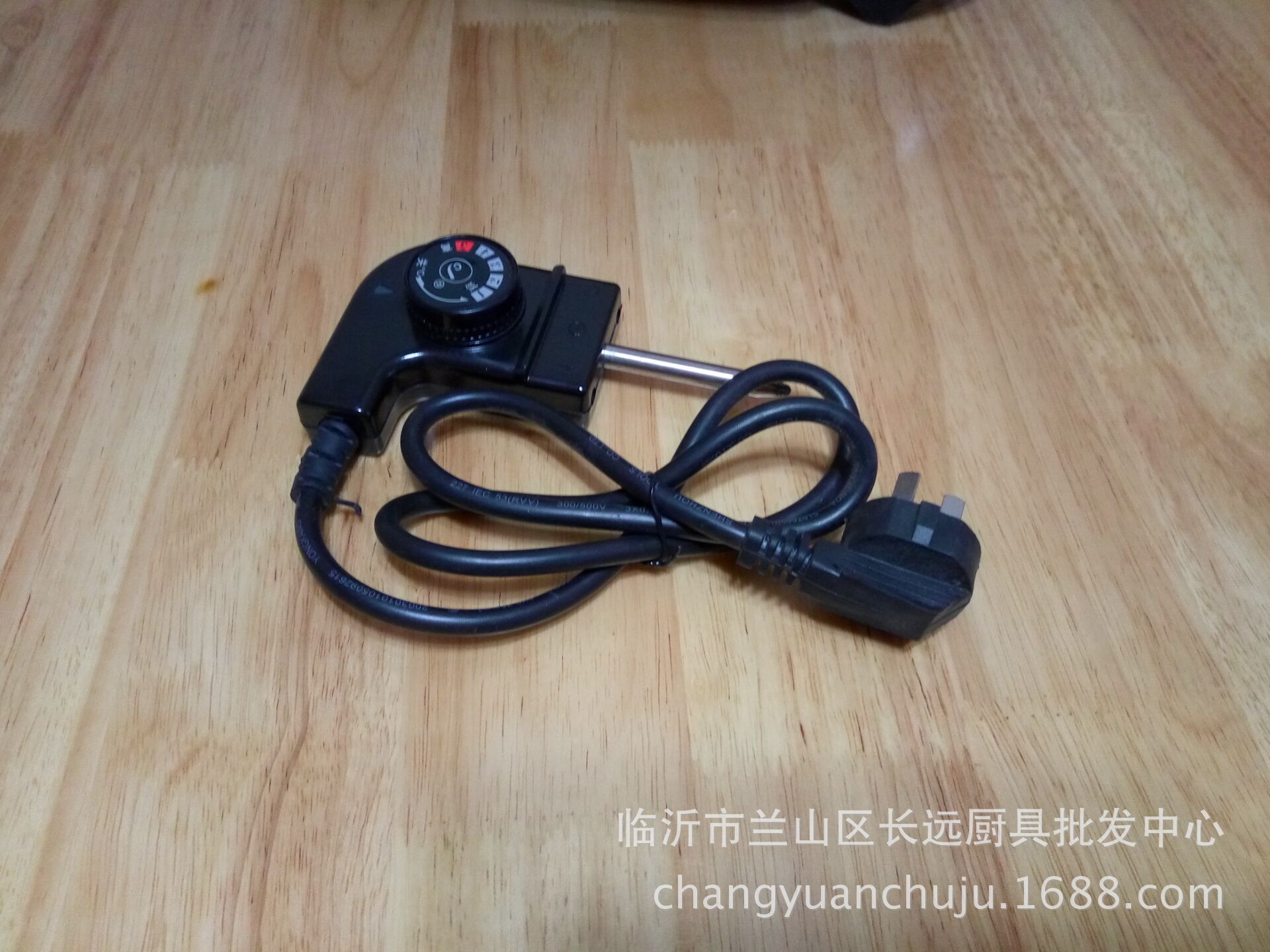 廠家直銷(xiāo)多功能韓式電煎鍋 加深加箅電熱鍋 養(yǎng)生四方鍋電火鍋禮品