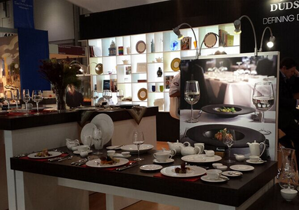 2015酒店用品展 酒店迎賓服飾